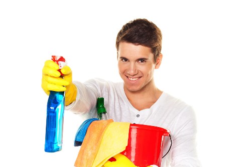 Local carpet cleaner preparing equipment for a Brixton property appointment